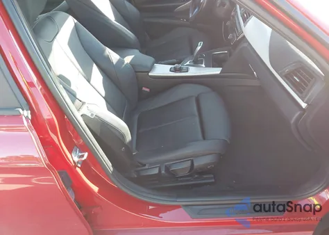 2016 BMW 320I z USA, uszkodzony, nr VIN WBA8A9C53GK615830